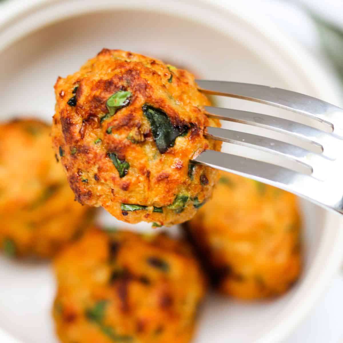 Chicken Meatballs with Spinach Courgette & Carrots